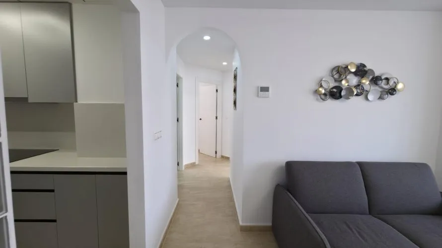Apartment de 3 chambres à Torrevieja, Spain No. 2013 № 11