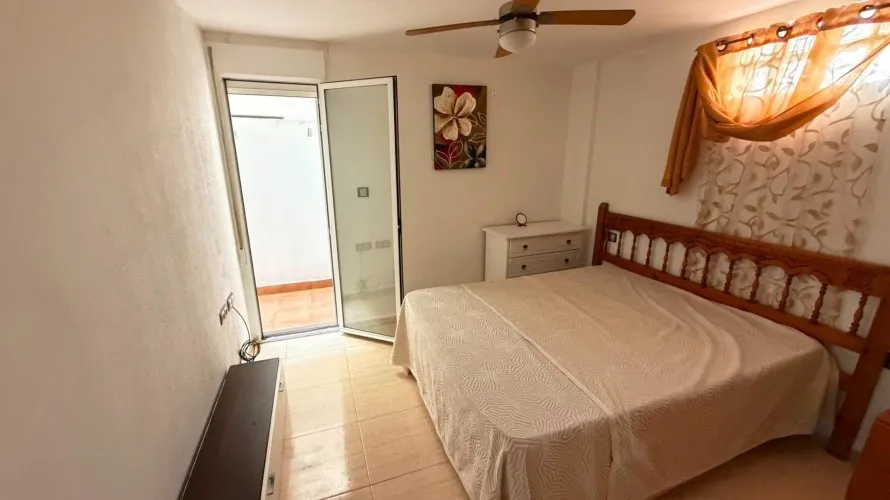 Apartment de 2 chambres à Torrevieja, Spain No. 2221 № 11
