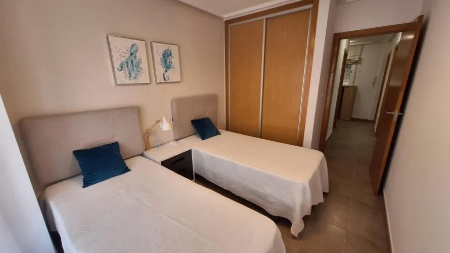 Apartment de 2 chambres à Torrevieja, Spain No. 2001 № 6