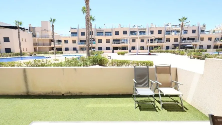 Apartment de 2 chambres à Pilar de la Horadada, Spain No. 1985 № 2