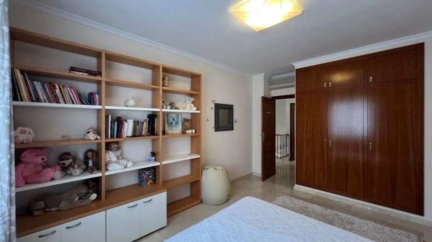 Villa de 5 chambres à Cullera, Spain No. 1741 № 20