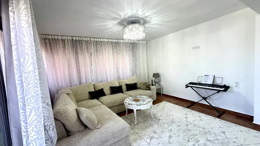 Apartment de 4 chambres à Alicante, Spain No. 1938 № 13