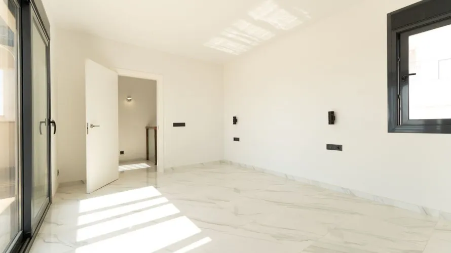 Villa de 210m² à San Miguel de Salinas, Spain No. 1968 № 15