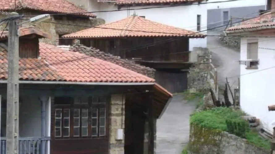Villa de 71m² à Oviedo, Spain No. 2139 № 14