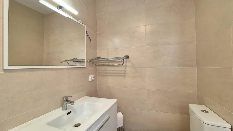 Apartment de 1 chambre à Alicante, Spain No. 2233 № 2