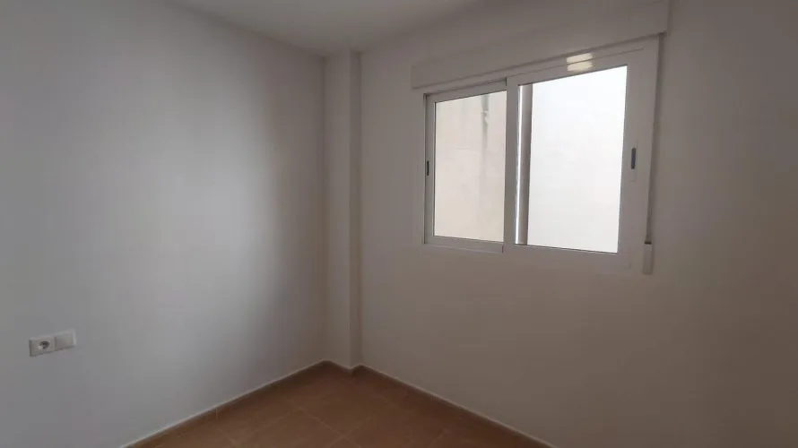 Apartment de 2 chambres à Alicante, Spain No. 1749 № 4