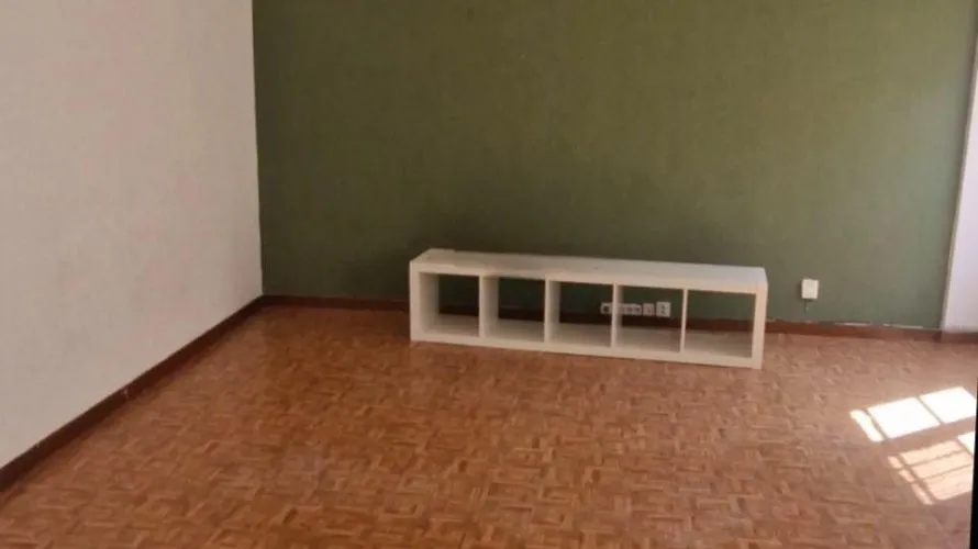 Apartment de 4 chambres à Madrid, Spain No. 1979 № 11