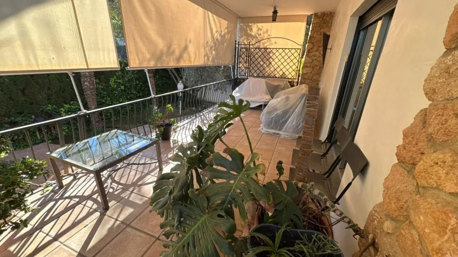Villa de 4 chambres à Riba-roja de Turia, Spain No. 1936 № 22