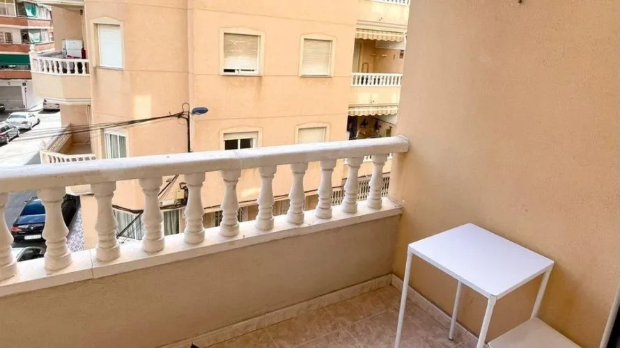 Apartment de 1 chambre à Torrevieja, Spain No. 2123 № 1
