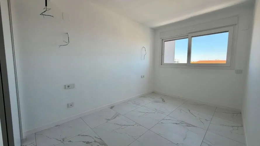 Apartment de 2 chambres à Torrevieja, Spain No. 1986 № 14