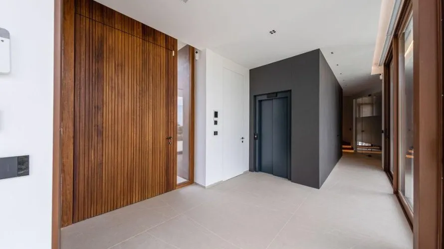 Villa de 4 chambres à Benidorm, Spain No. 2015 № 17