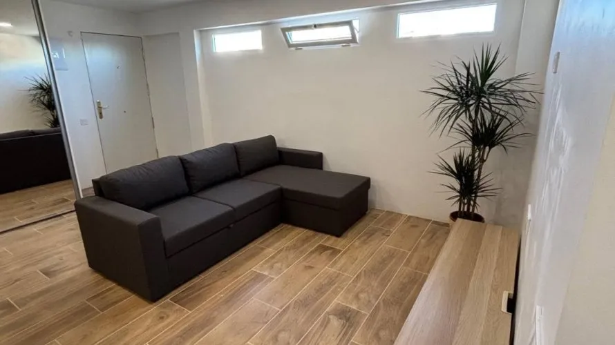 Apartment de 3 chambres à Manises, Spain No. 2175 № 2