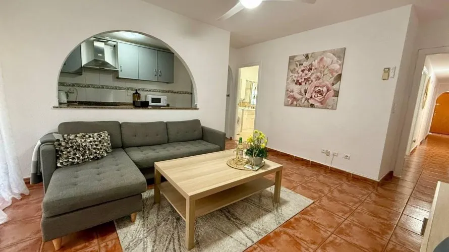 Apartment de 2 chambres à Torrevieja, Spain No. 2032 № 18