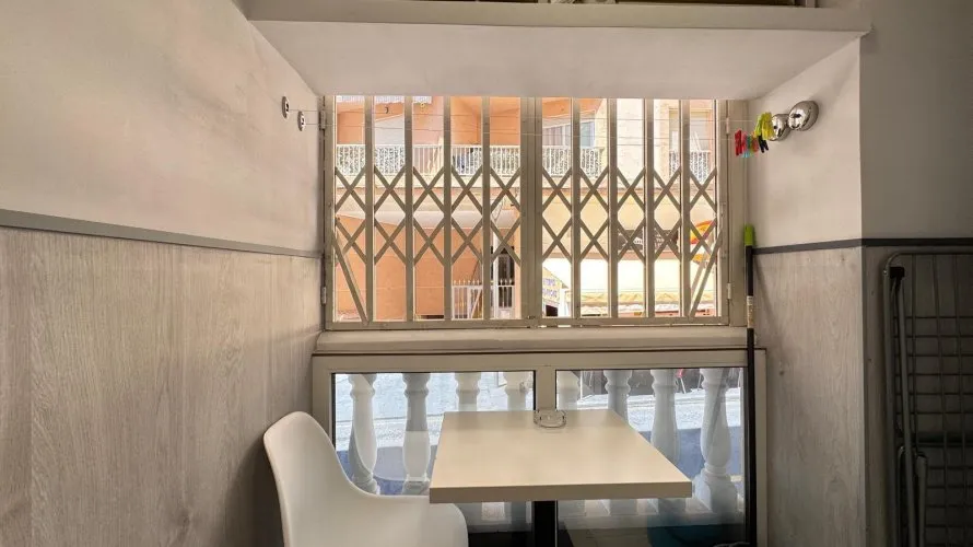Apartment de 2 chambres à Torrevieja, Spain No. 2057 № 4