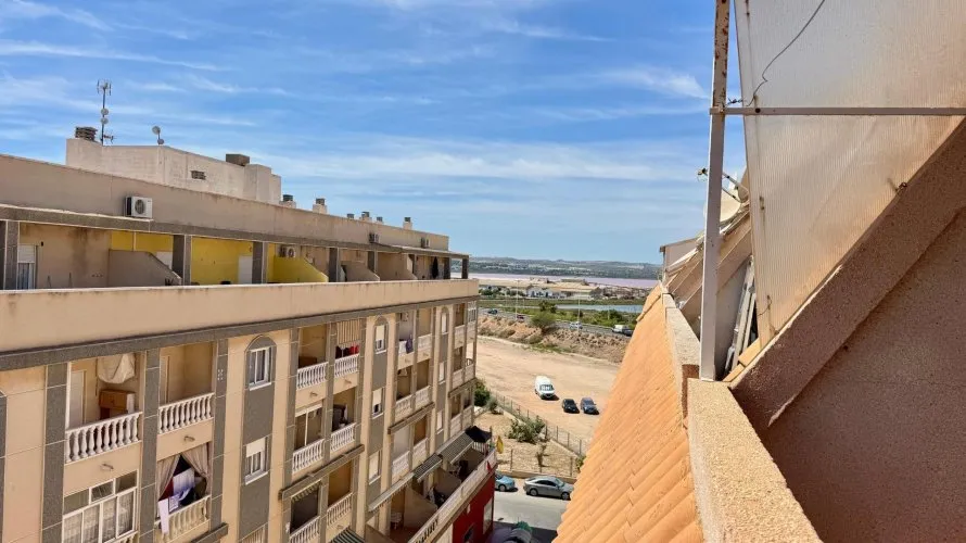 Penthouse de 2 chambres à Torrevieja, Spain No. 2070 № 7