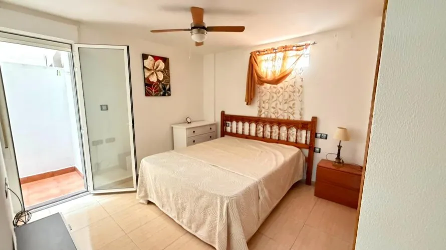 Apartment de 2 chambres à Torrevieja, Spain No. 2221 № 9