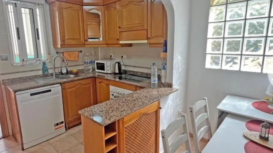 House de 72m² à Guardamar del Segura, Spain No. 2218 № 17