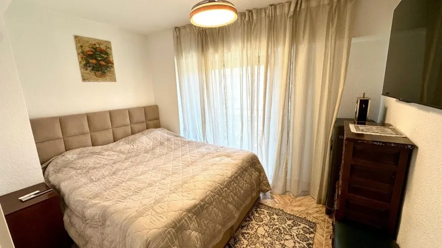Apartment de 4 chambres à Alicante, Spain No. 1938 № 21