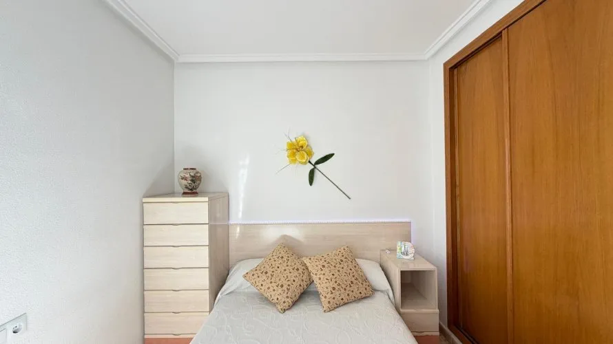 Penthouse de 2 chambres à Torrevieja, Spain No. 2020 № 14