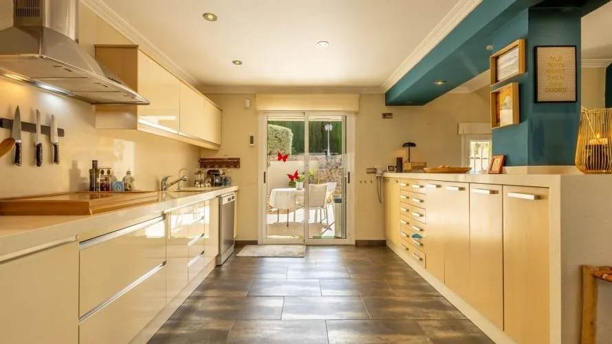 Villa de 464m² à Almoradi, Spain No. 1961 № 16