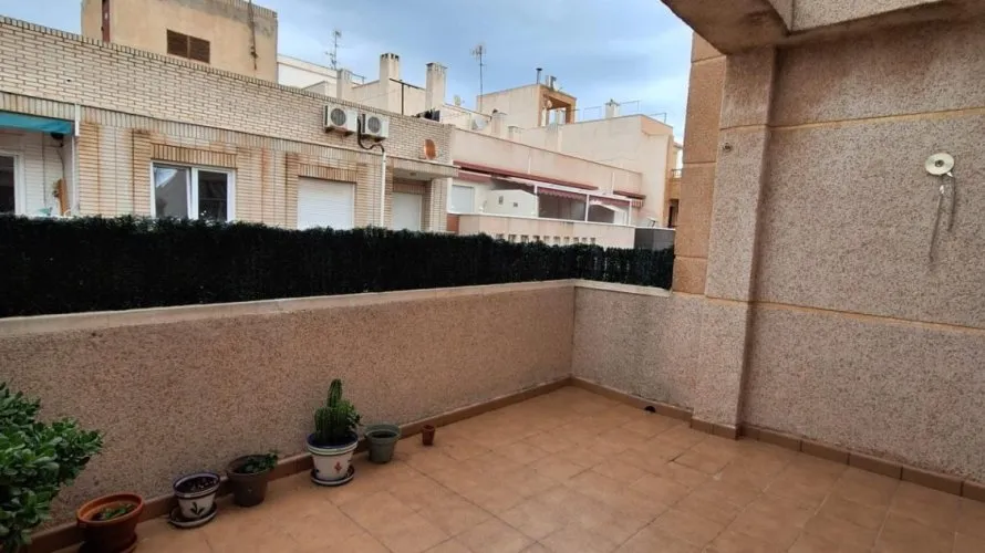 Penthouse de 2 chambres à Torrevieja, Spain No. 2114