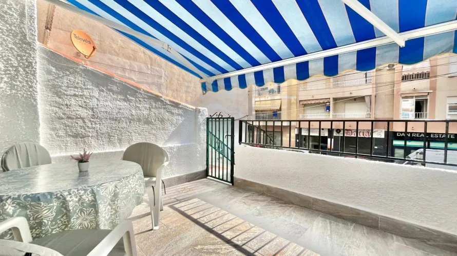 Penthouse de 2 chambres à Torrevieja, Spain No. 2212 № 25