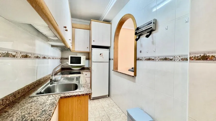 Apartment de 2 chambres à Torrevieja, Spain No. 2172 № 2
