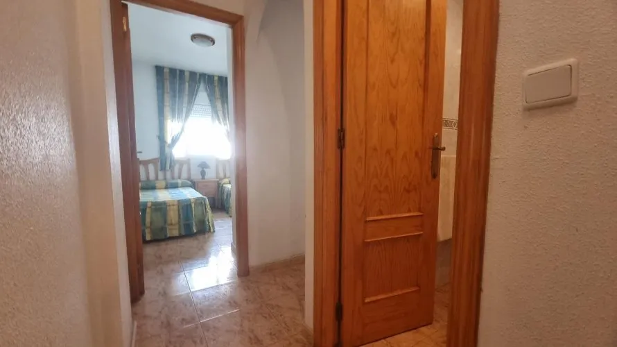 Apartment de 2 chambres à Torrevieja, Spain No. 2053 № 11