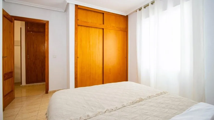 Apartment de 1 chambre à Torrevieja, Spain No. 2250 № 11