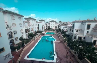 Apartment de 1 chambre à Torrevieja, Spain No. 2474