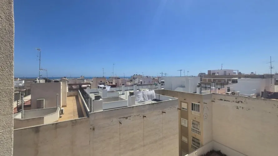 Apartment de 33m² à Torrevieja, Spain No. 2397 № 9
