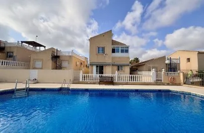 House de 4 chambres à Torrevieja, Spain No. 2419
