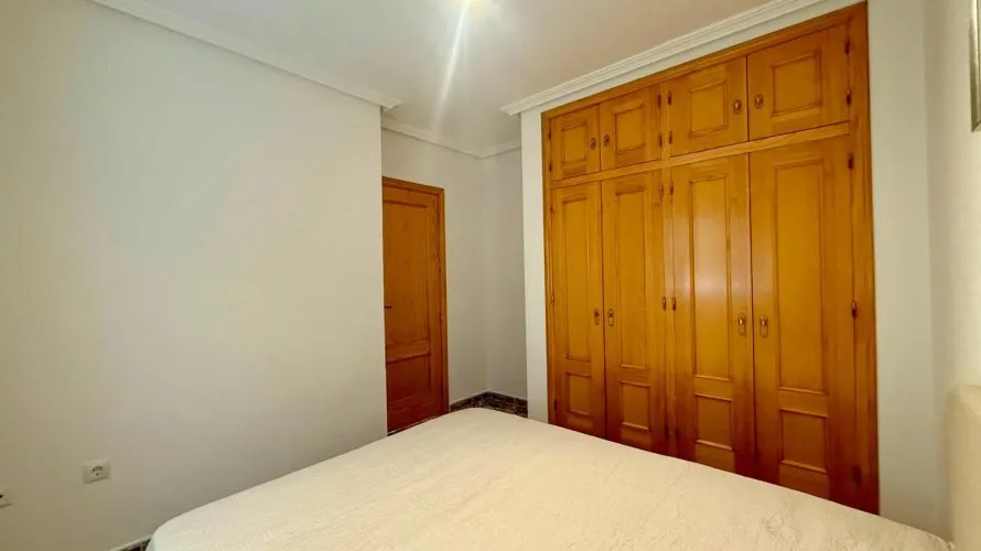 Apartment de 2 chambres à Torrevieja, Spain No. 2334 № 6