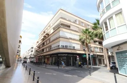 Penthouse de 3 chambres à Torrevieja, Spain No. 2472