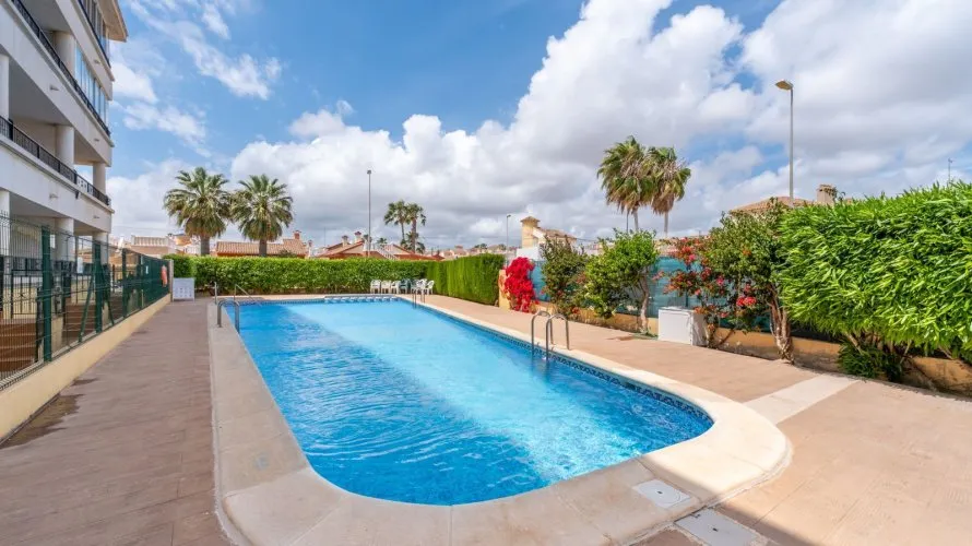 Apartment de 69m² à Torrevieja, Spain No. 2323 № 3