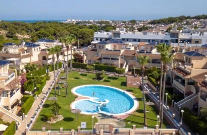Penthouse de 72m² à Mil Palmeras, Spain No. 2406