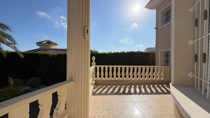 Villa de 6 chambres à Rojales, Spain No. 2395 № 27