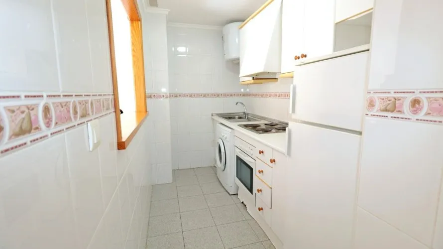 Apartment de 2 chambres à Torrevieja, Spain No. 2485 № 9