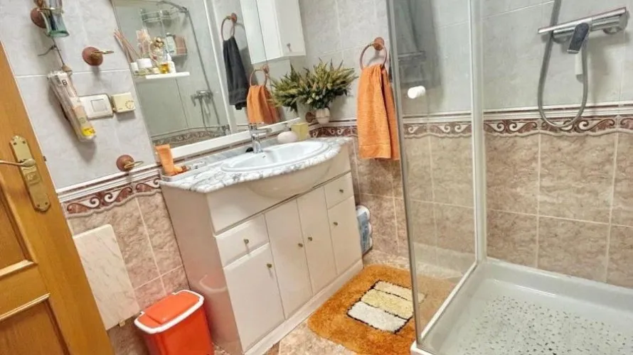 Villa de 2 chambres à Torrevieja, Spain No. 2458 № 4