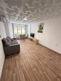 Apartment de 3 chambres à Torrevieja, Spain No. 2405