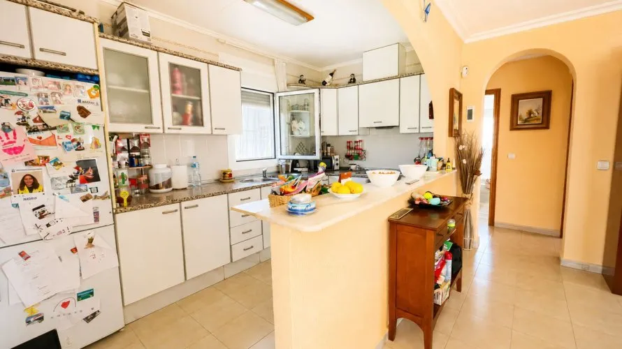 Villa de 200m² à Torrevieja, Spain No. 2393 № 23