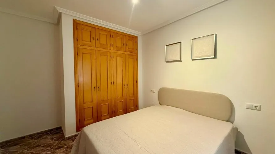 Apartment de 2 chambres à Torrevieja, Spain No. 2334 № 5