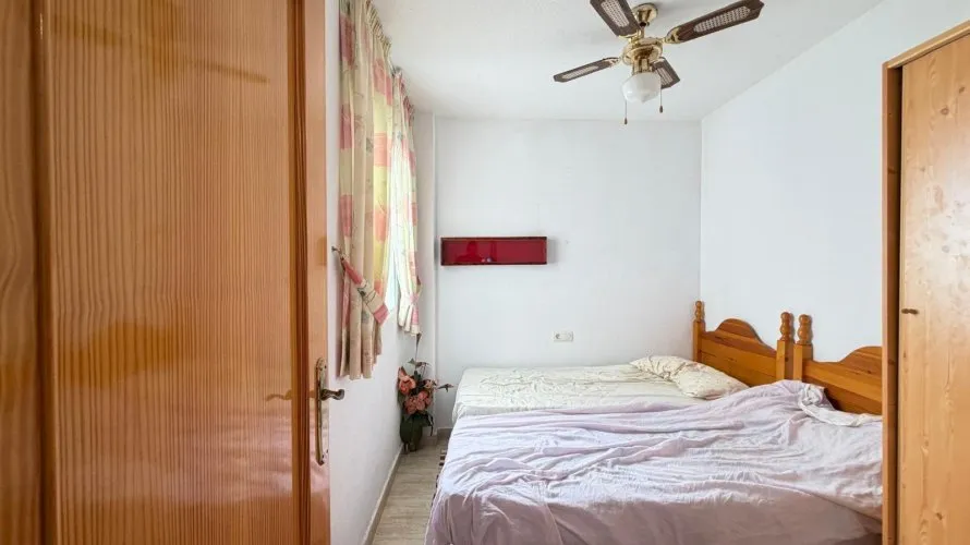 Apartment de 2 chambres à Torrevieja, Spain No. 2402 № 2