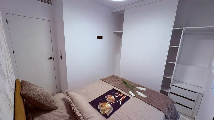 Apartment de 1 chambre à Torrevieja, Spain No. 2407 № 3