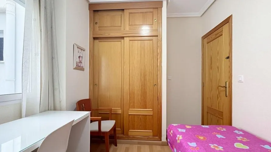 Apartment de 3 chambres à Torrevieja, Spain No. 2473 № 10