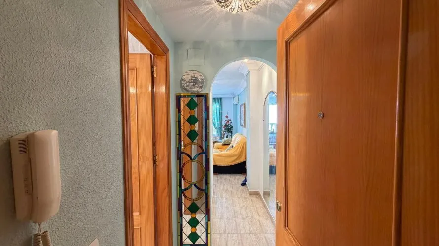 Apartment de 2 chambres à Torrevieja, Spain No. 2402 № 27