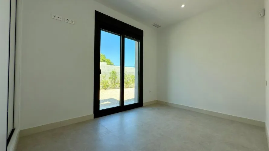 Villa de 4 chambres à Mutxamel, Spain No. 2438