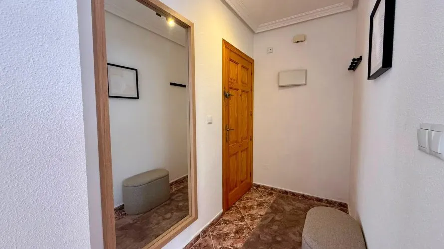 Apartment de 2 chambres à Torrevieja, Spain No. 2334 № 13