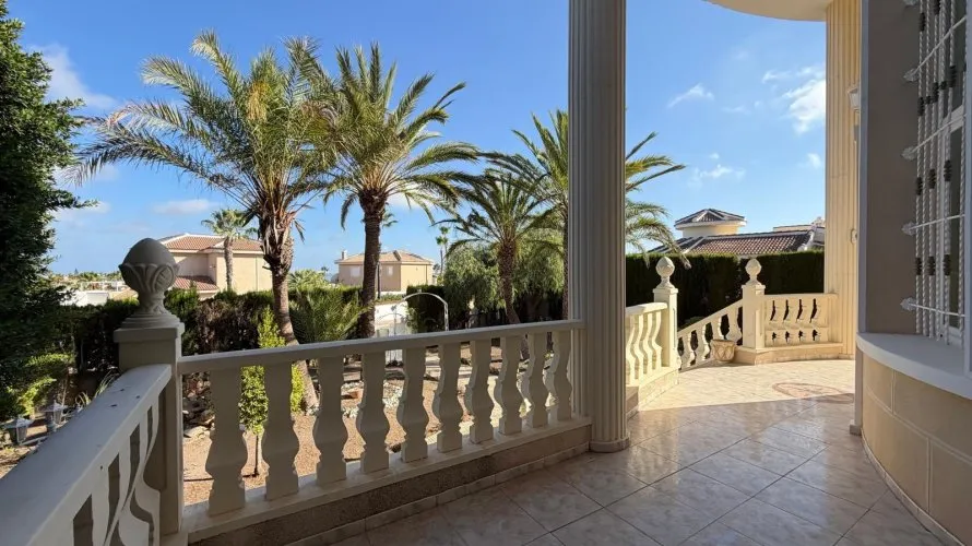 Villa de 6 chambres à Rojales, Spain No. 2395 № 28