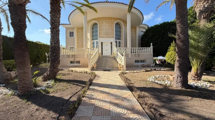 Villa de 6 chambres à Rojales, Spain No. 2395 № 23